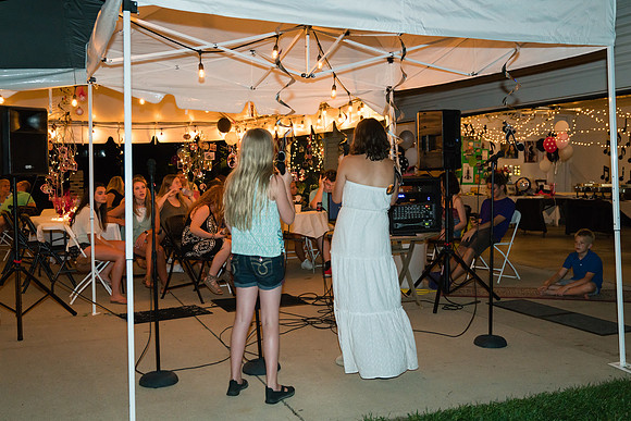 20170617-MG Grad Party-146.jpg