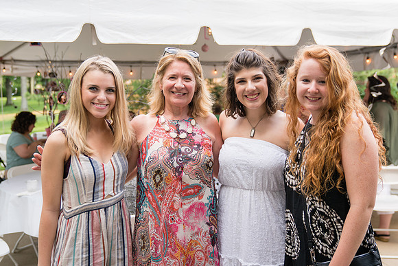 20170617-MG Grad Party-080.jpg
